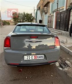 كرايسلر 300